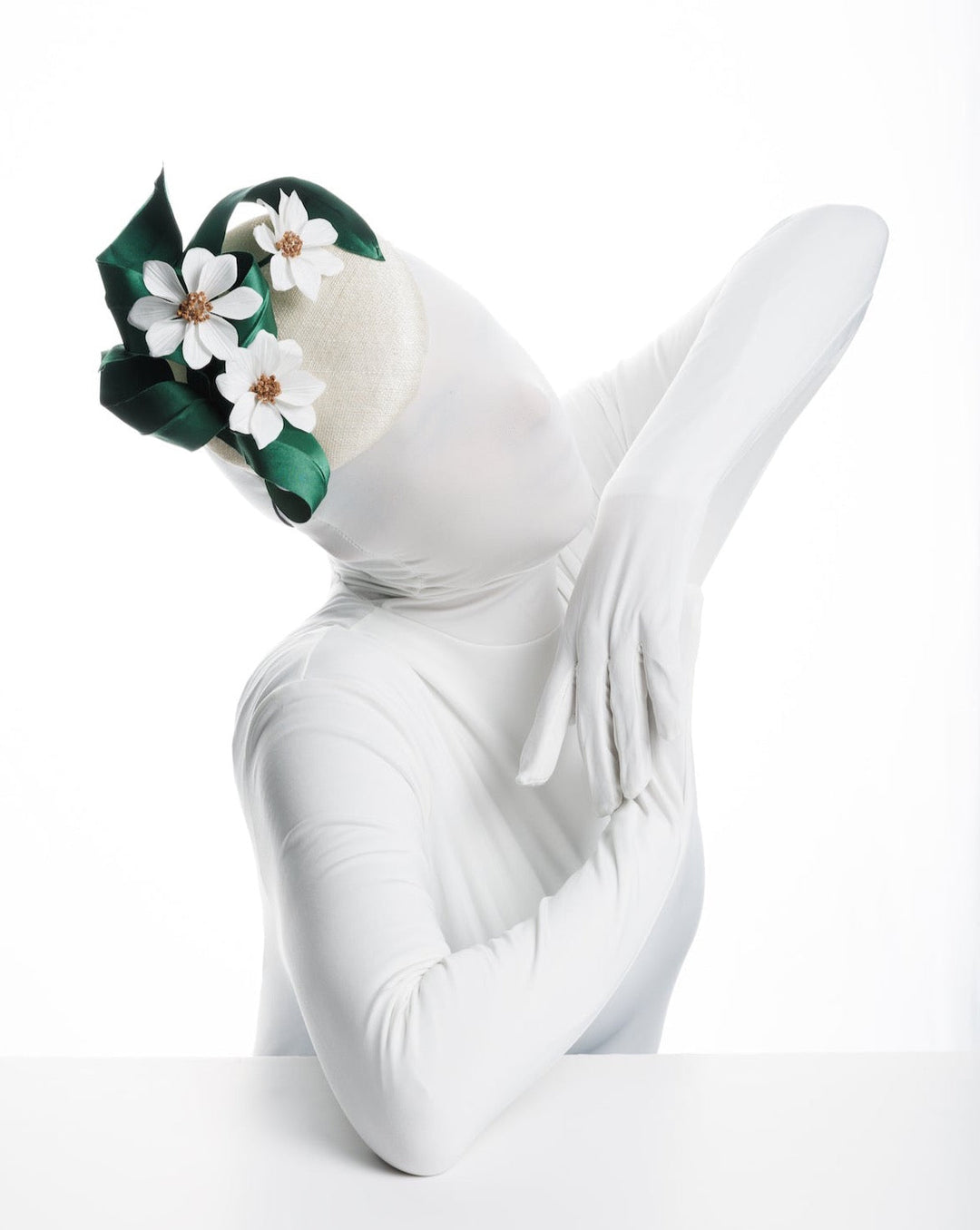 Fascinators for Short Hair: A Guide of Choosing and 9 Suggestions
