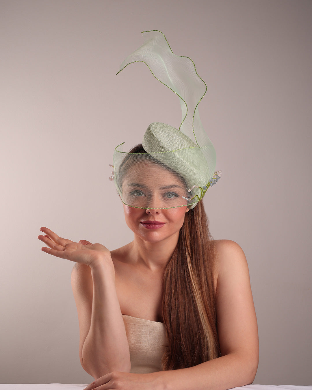 What Colour Fascinator with Blue Dress?