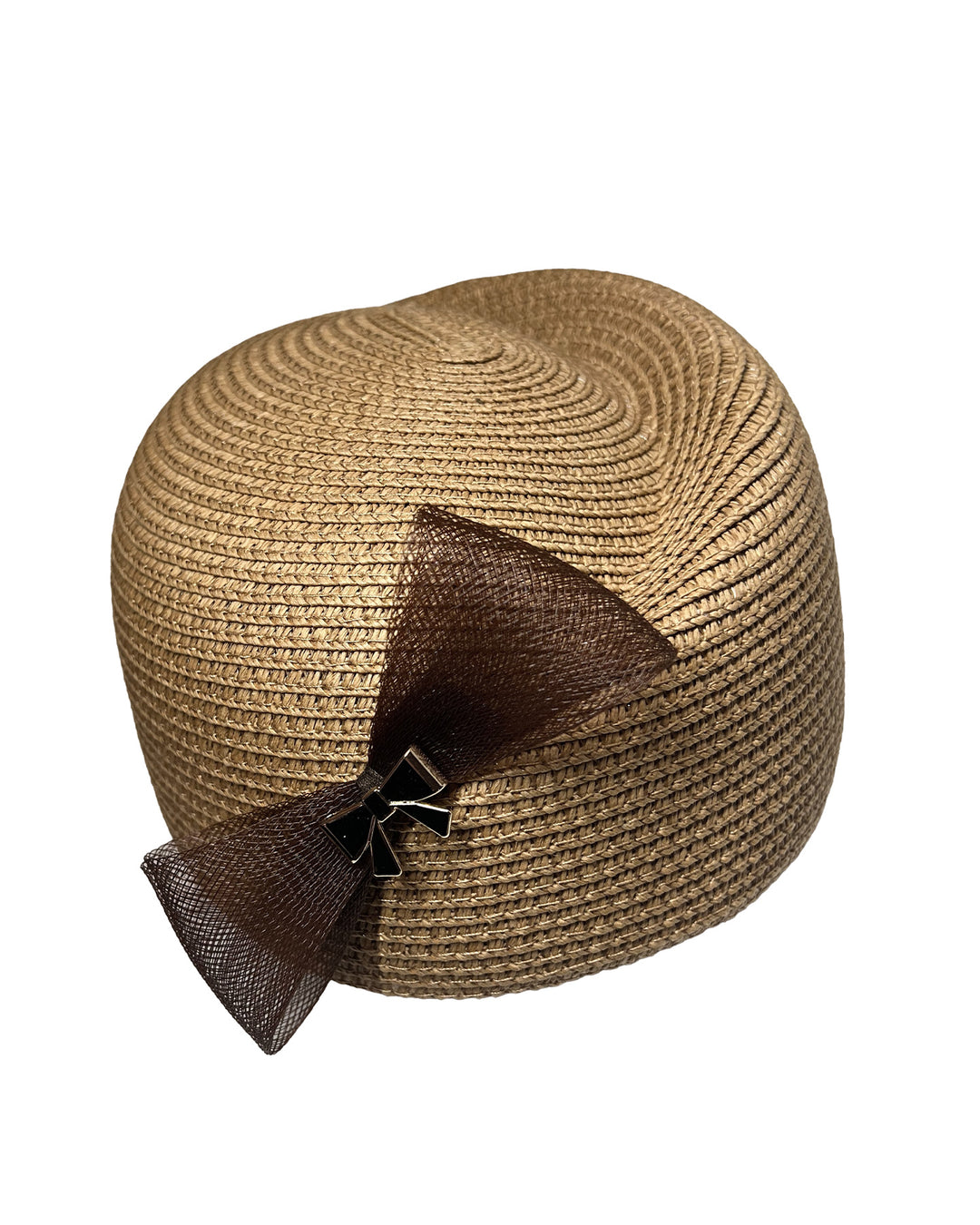 Natural straw pillbox hat with a structured woven crown, accented by a dark brown mesh bow and a small metallic geometric embellishment at the center for a refined, modern touch. Designed and made by Merve Bayindir Millinery.
